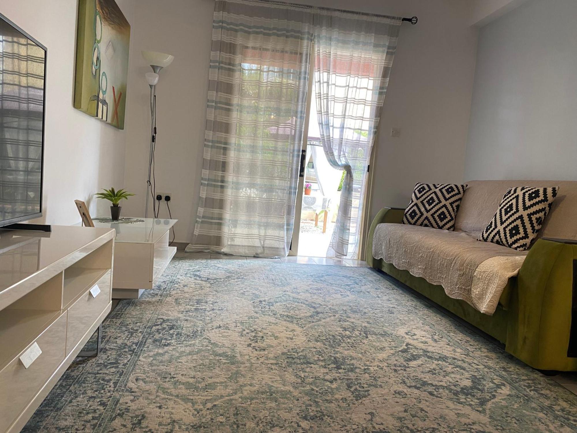 Beautiful Apartment Near The Sea And A Large Private Garden Paphos Exteriör bild